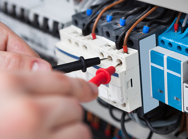 Quels sont les éléments essentiels d’une installation électrique ?
