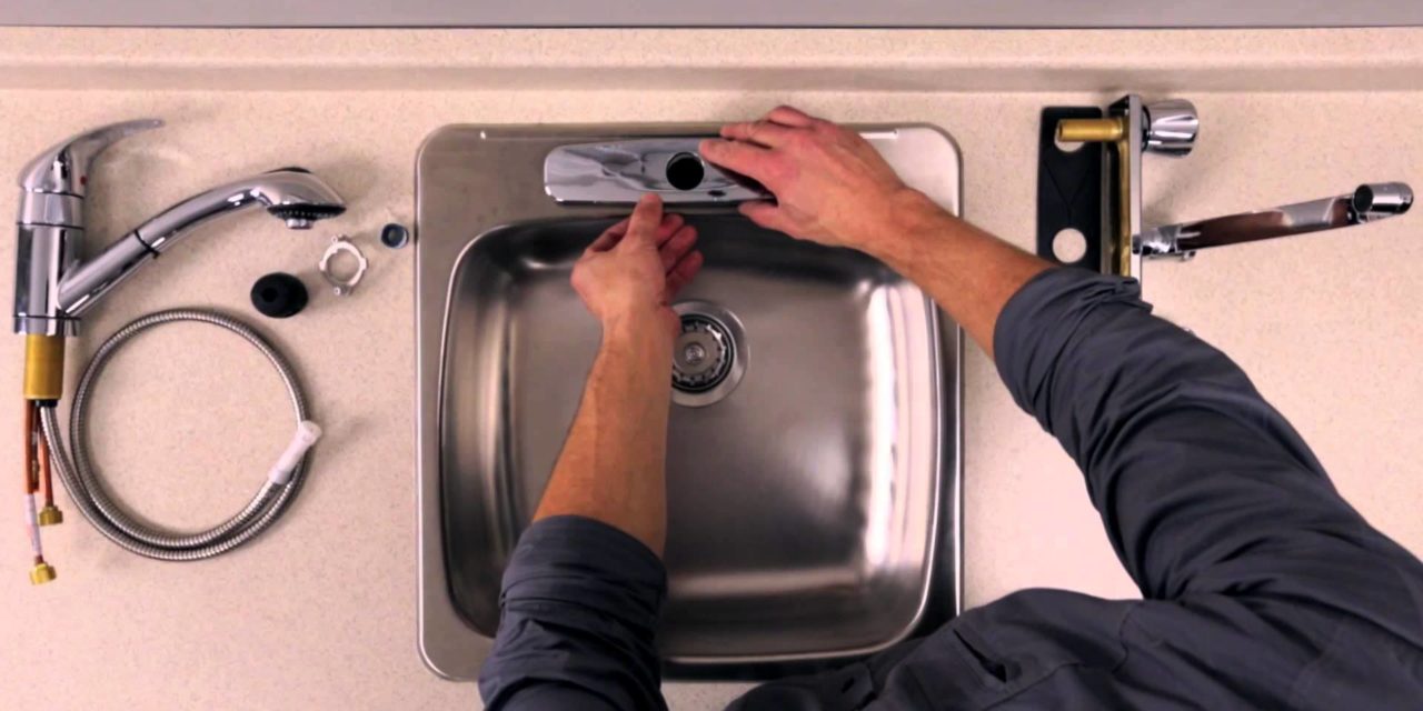 Installation de robinet de cuisine par un professionnel